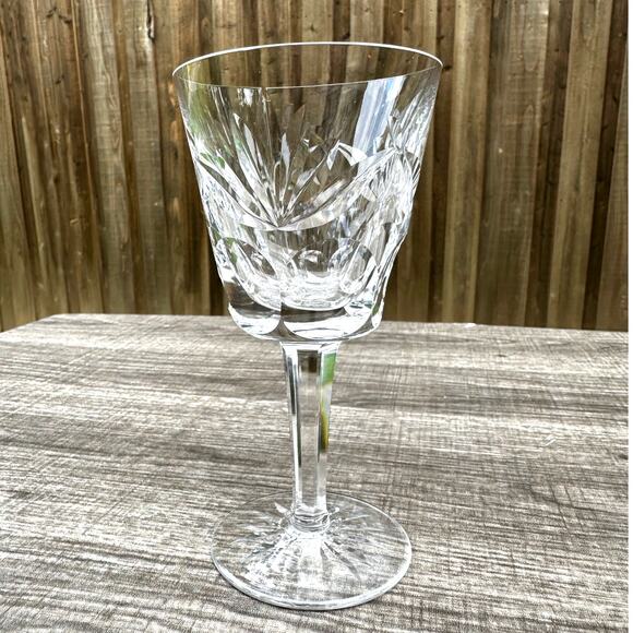 Waterford Crystal Ireland Retired Ashling Cut Claret 5 7/8" Wine Glass-Exquisite - Picture 5 of 7